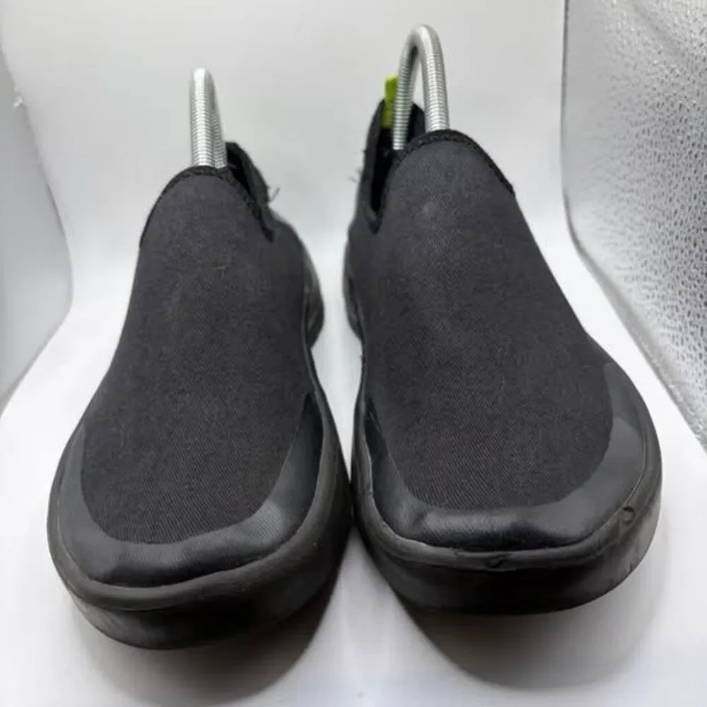 Women’s OOFOS Eezee Low Shoes Size 9